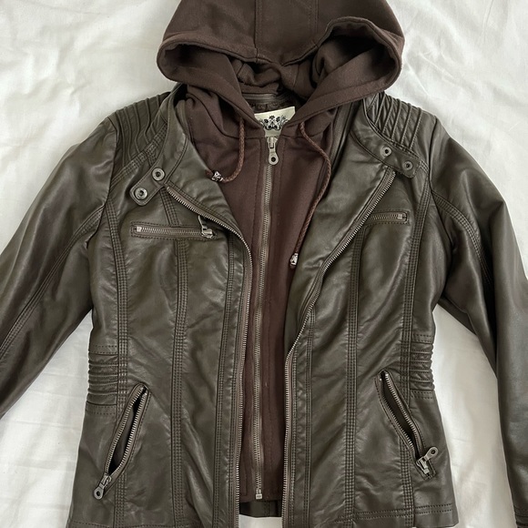 Made by Johnny Brown Jacket - Picture 11 of 12